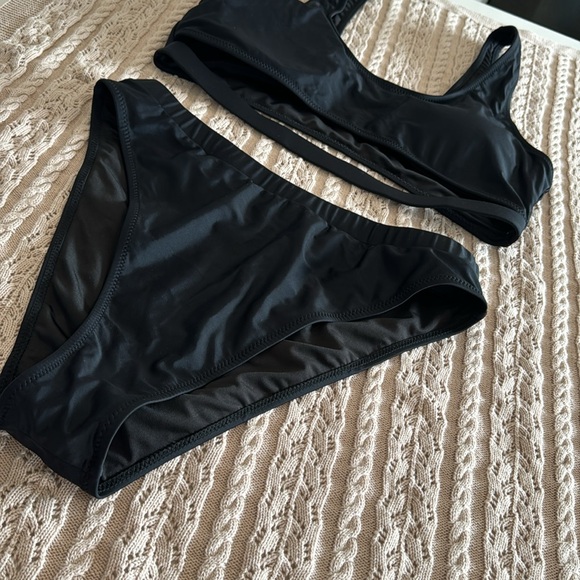 Blooming Jelly Bikini - Picture 3 of 3